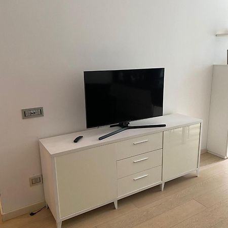 Lovely Apartment In The New Porta Nuova Area 米兰 外观 照片