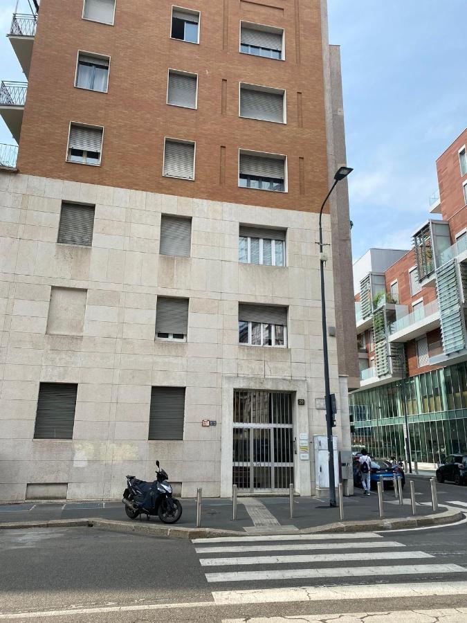 Lovely Apartment In The New Porta Nuova Area 米兰 外观 照片