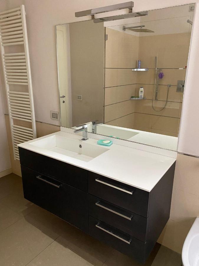 Lovely Apartment In The New Porta Nuova Area 米兰 外观 照片