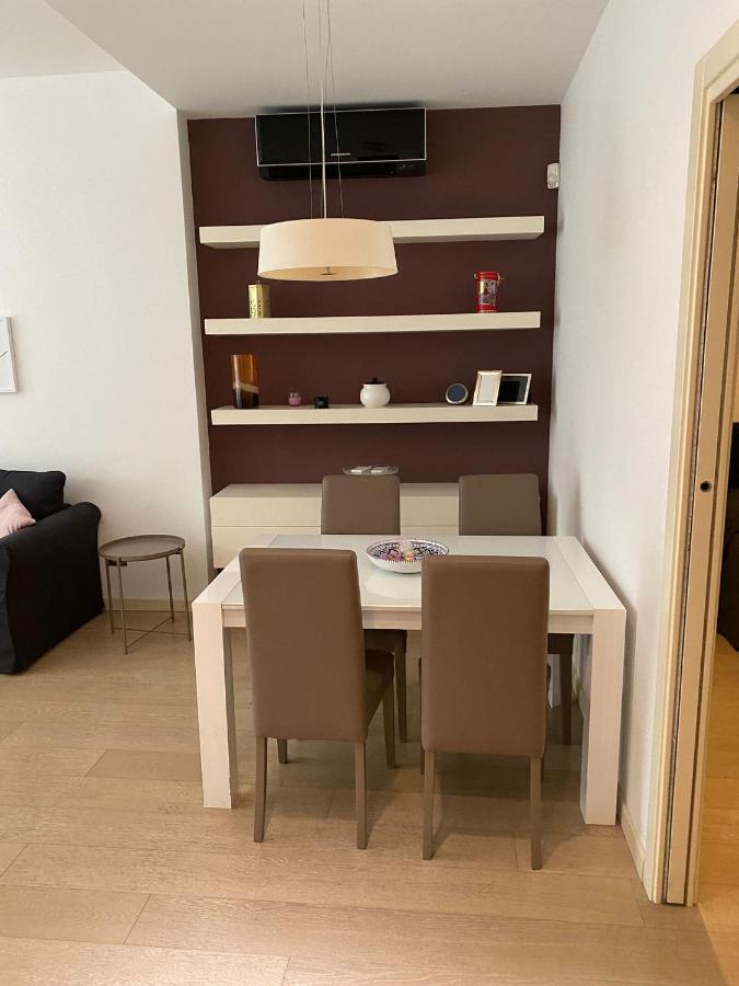 Lovely Apartment In The New Porta Nuova Area 米兰 外观 照片